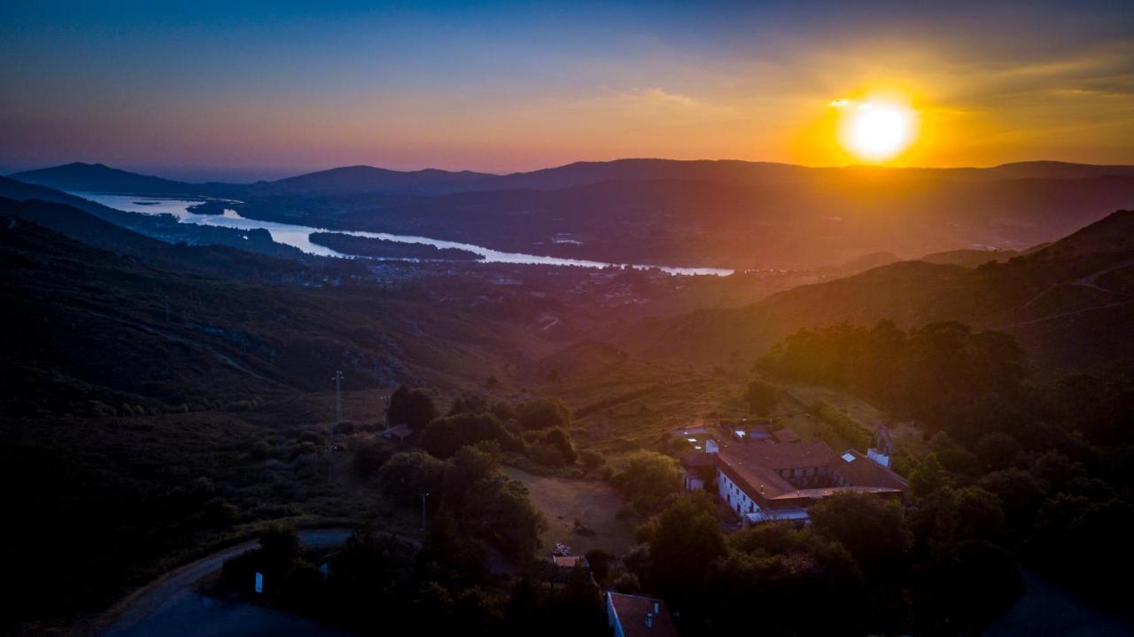 빌라노바 데 세르베이라 Convento San Payo 빌라 외부 사진